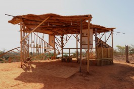 Yannick Riemer-OperndorfAfrika-Donkokene-Schlingensief-Schlingensiefs Operndorf-Burkina Faso-West Afrika-Residency-Aino Lawerenz-Ziniare-Bunker-Wiensowski-HarbordSchlingensief-Schlingensiefs Operndorf-Burkina Faso-West Afrika-Residency-Aino Lawerenz-Ziniare 